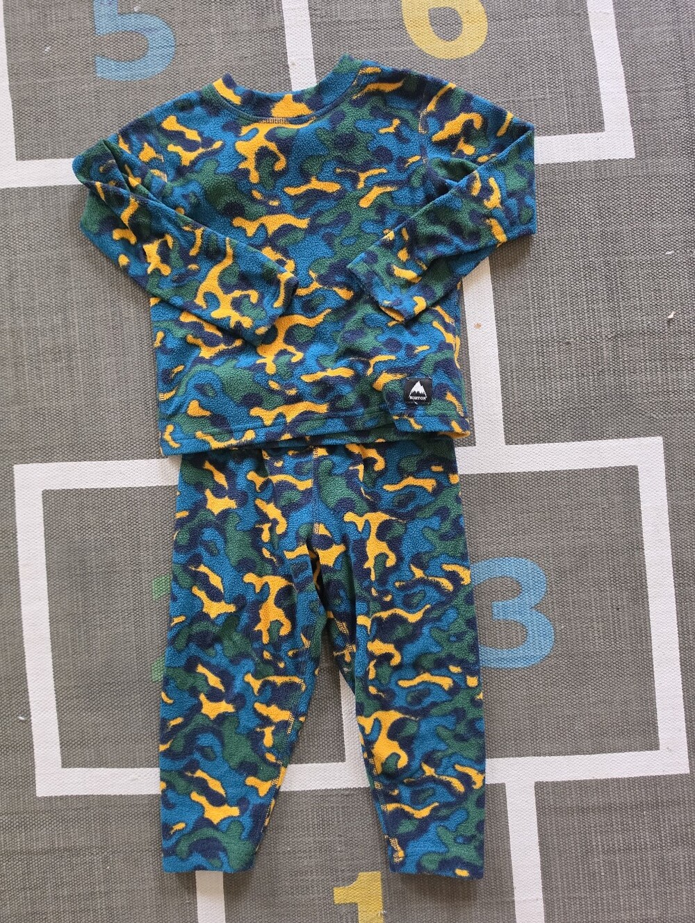 Burton Kids Camouflage Print Fleece Base Layer 2T